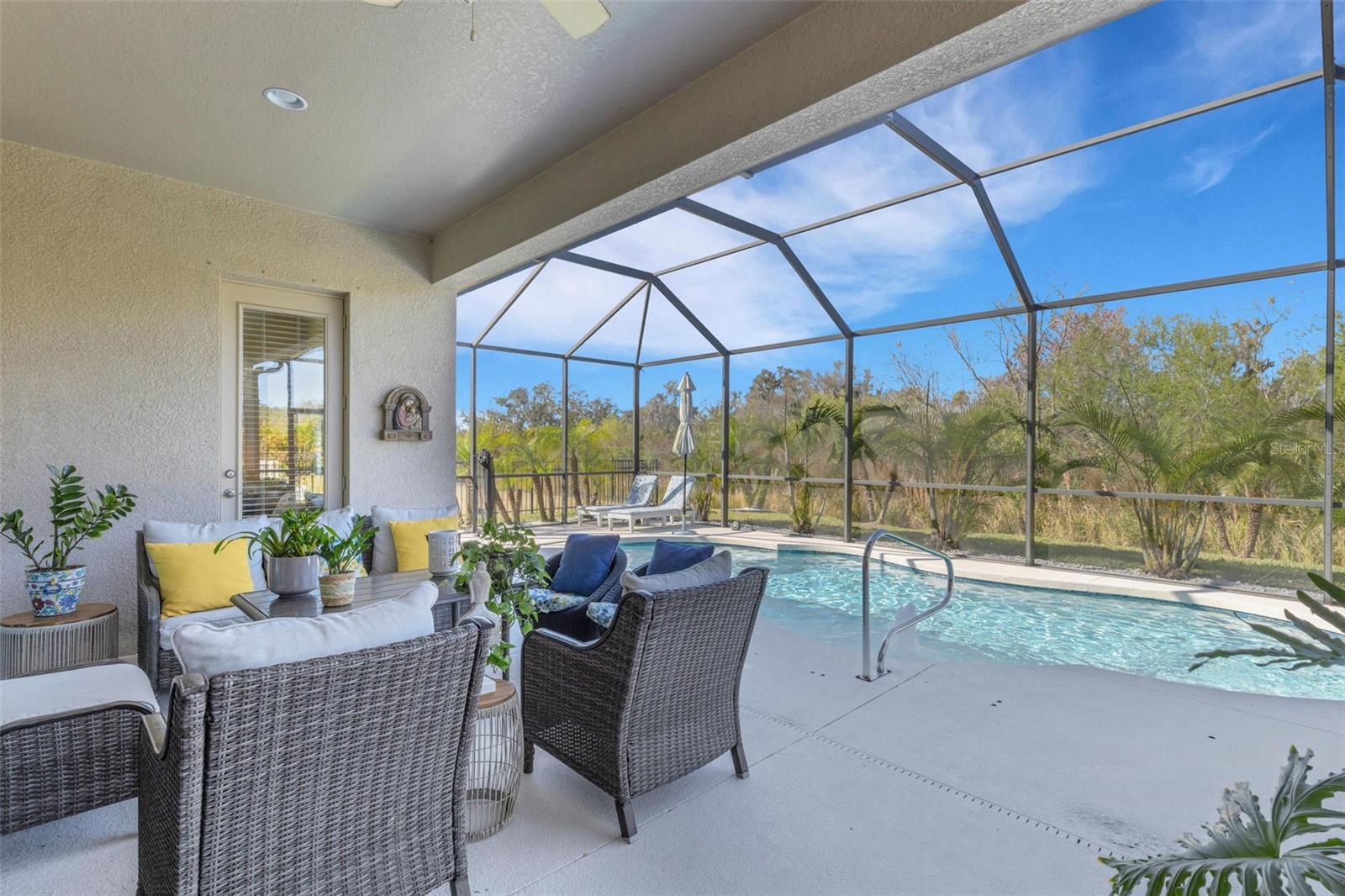 3715 MANORWOOD LOOP