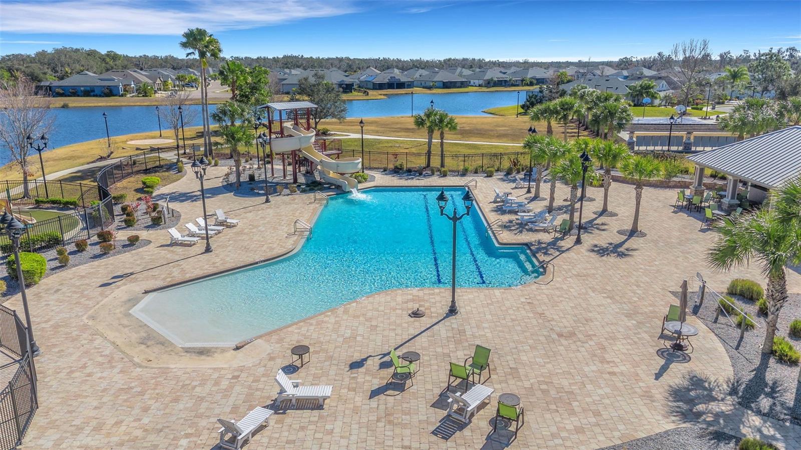 3715 MANORWOOD LOOP