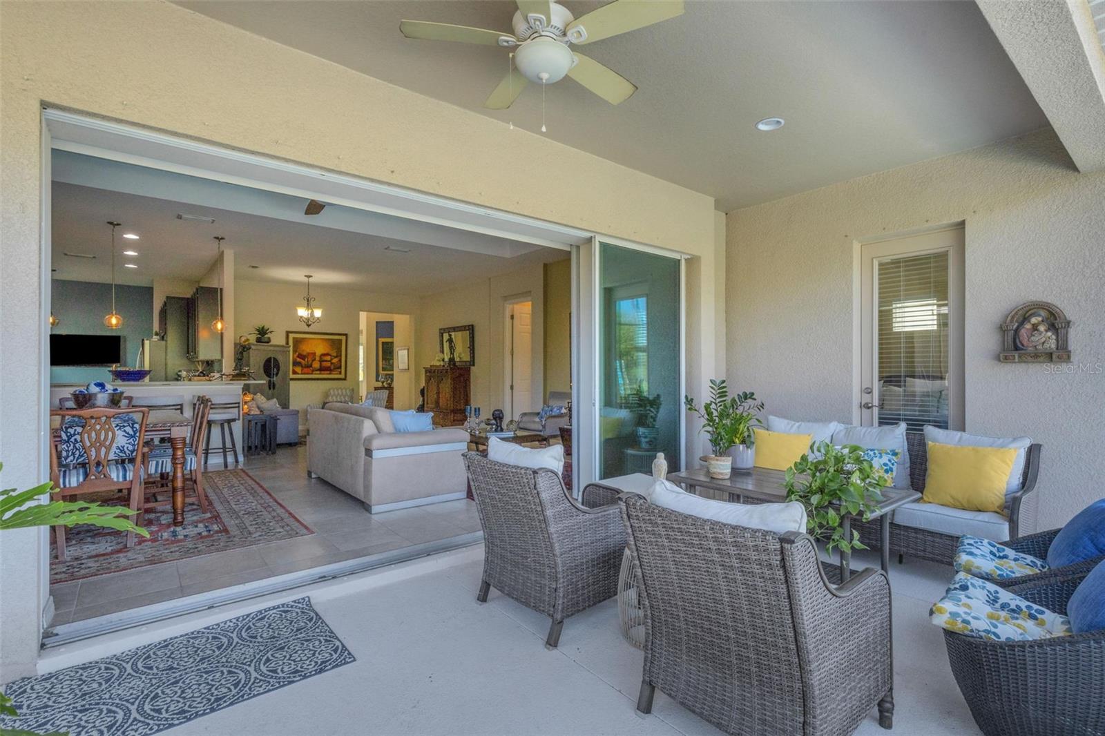 3715 MANORWOOD LOOP