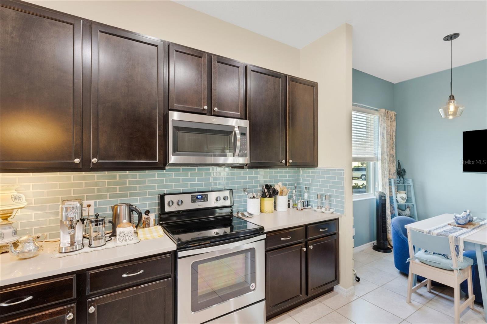 3715 MANORWOOD LOOP