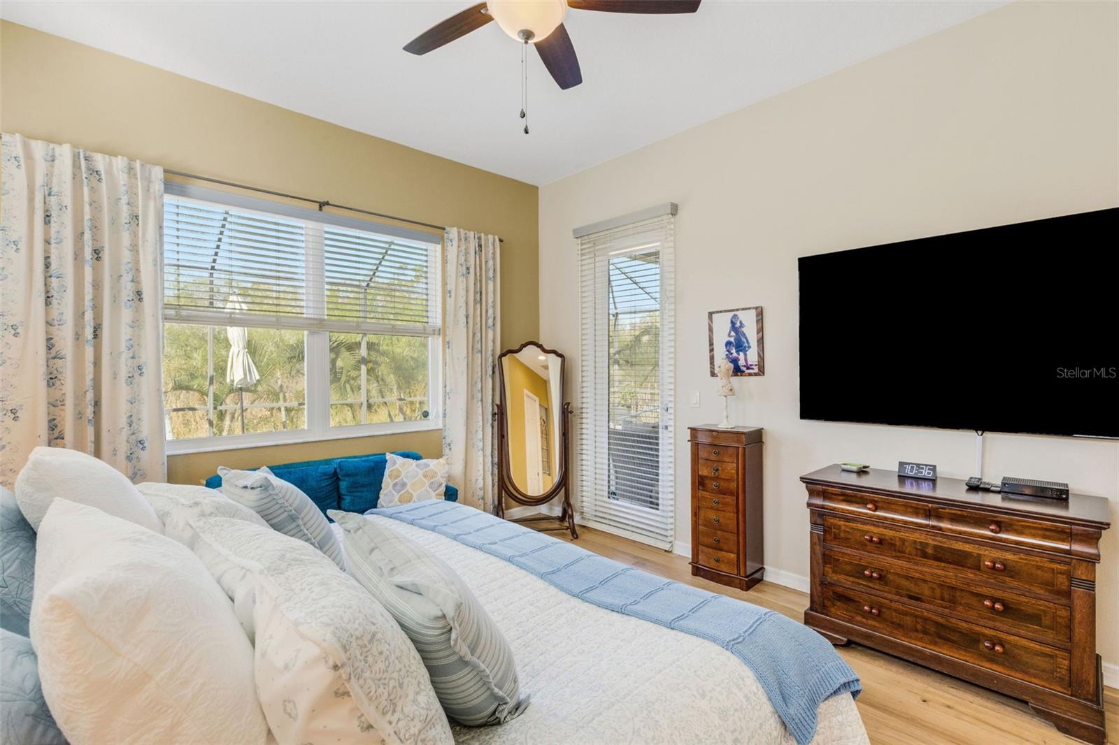 3715 MANORWOOD LOOP