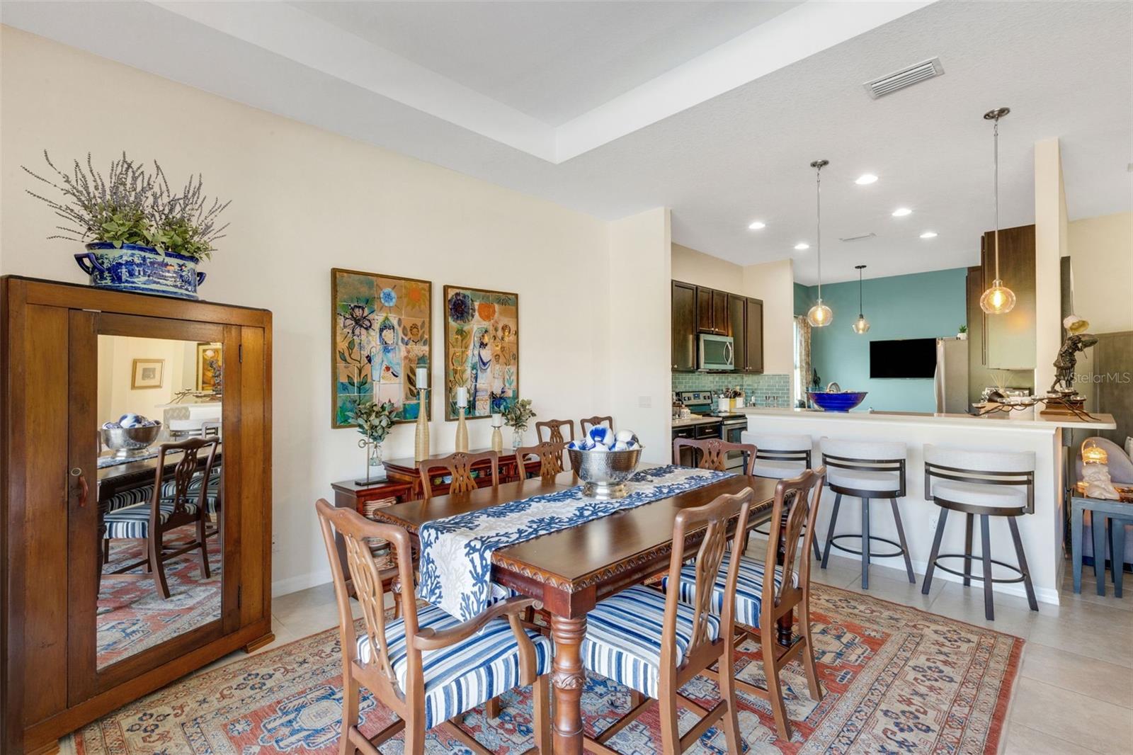 3715 MANORWOOD LOOP