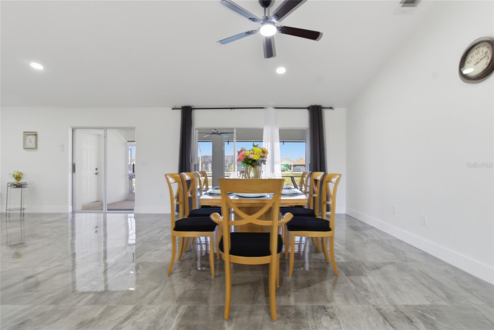 619 SW 26TH TER