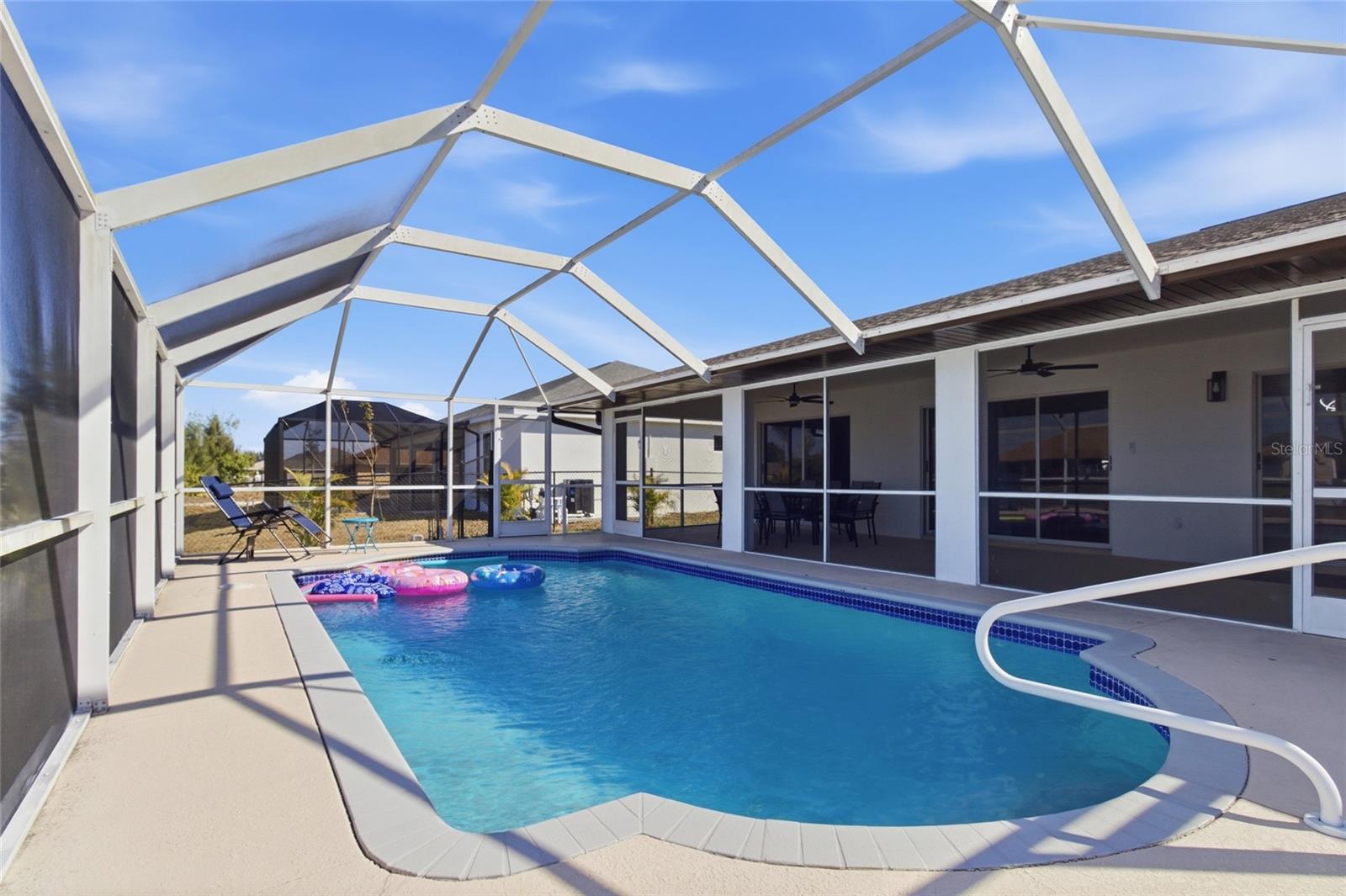 619 SW 26TH TER