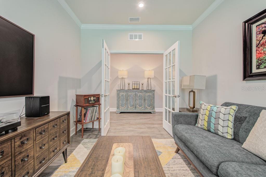 11415 61 ST E