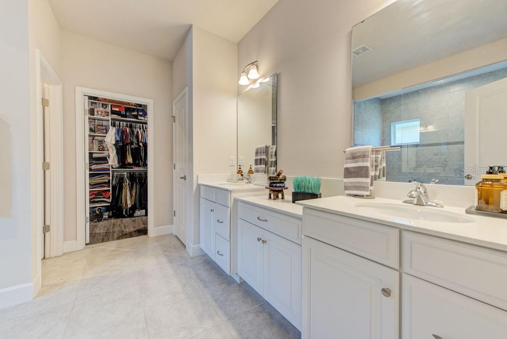 11415 61 ST E