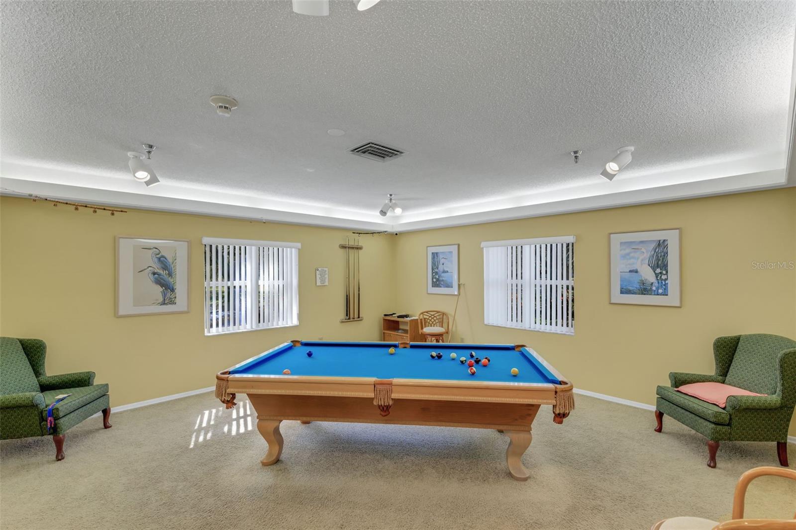 4480 FAIRWAYS BLVD #208