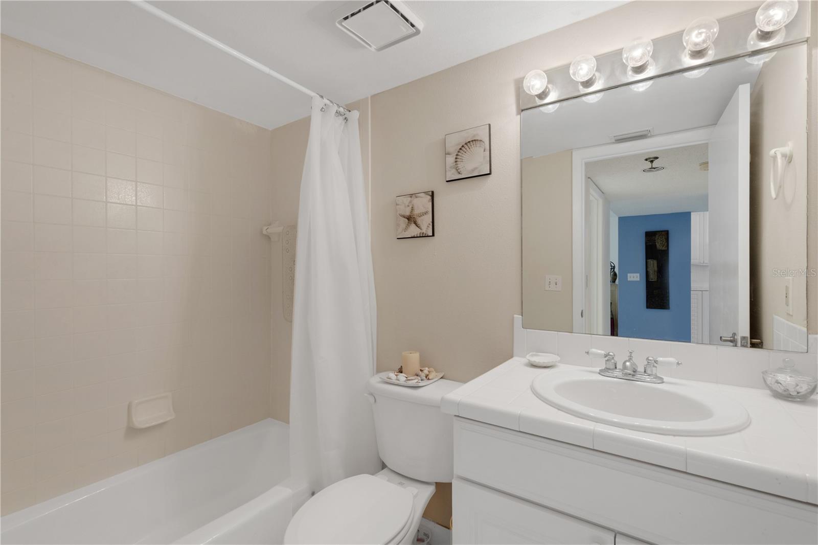 4480 FAIRWAYS BLVD #208