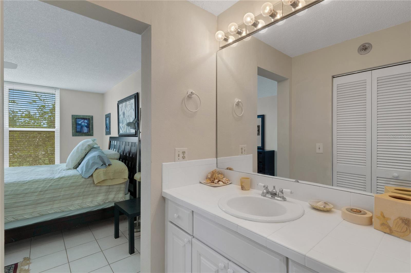 4480 FAIRWAYS BLVD #208