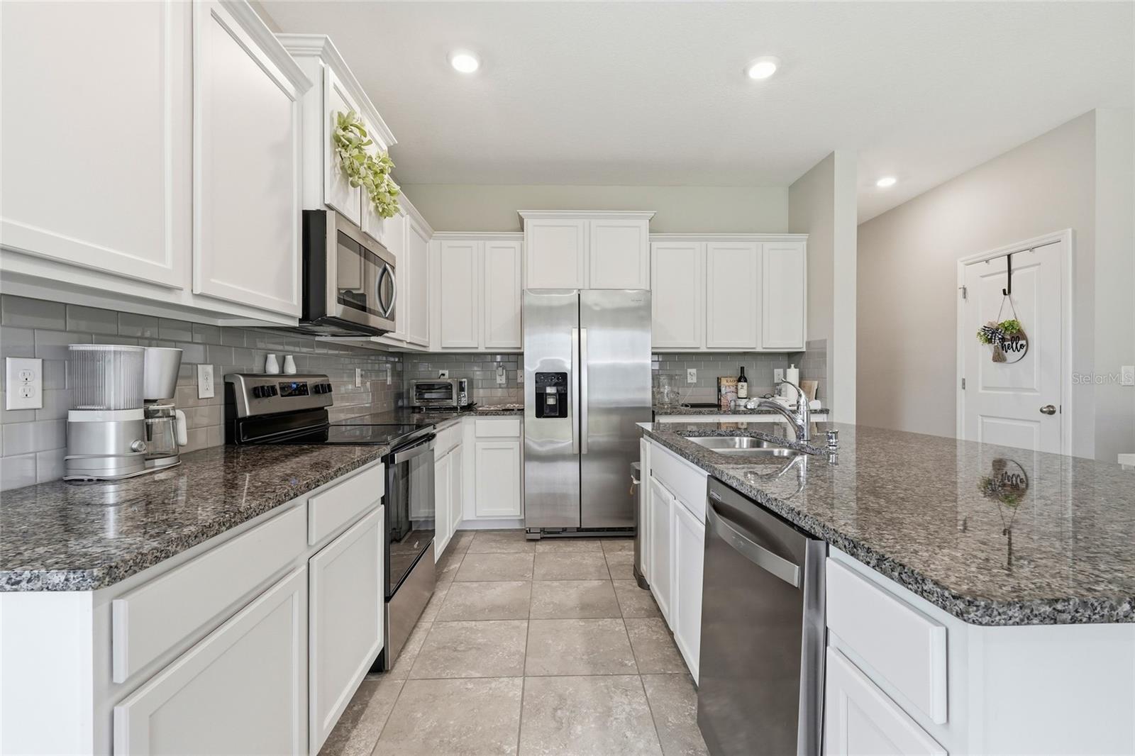 6537 SERENITY FALL LN