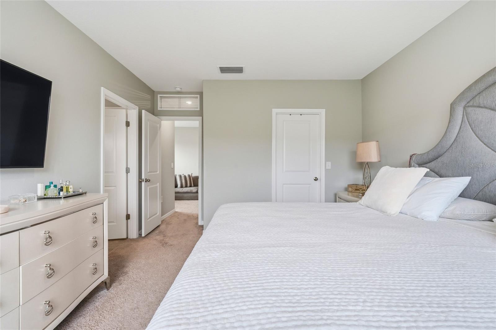 6537 SERENITY FALL LN