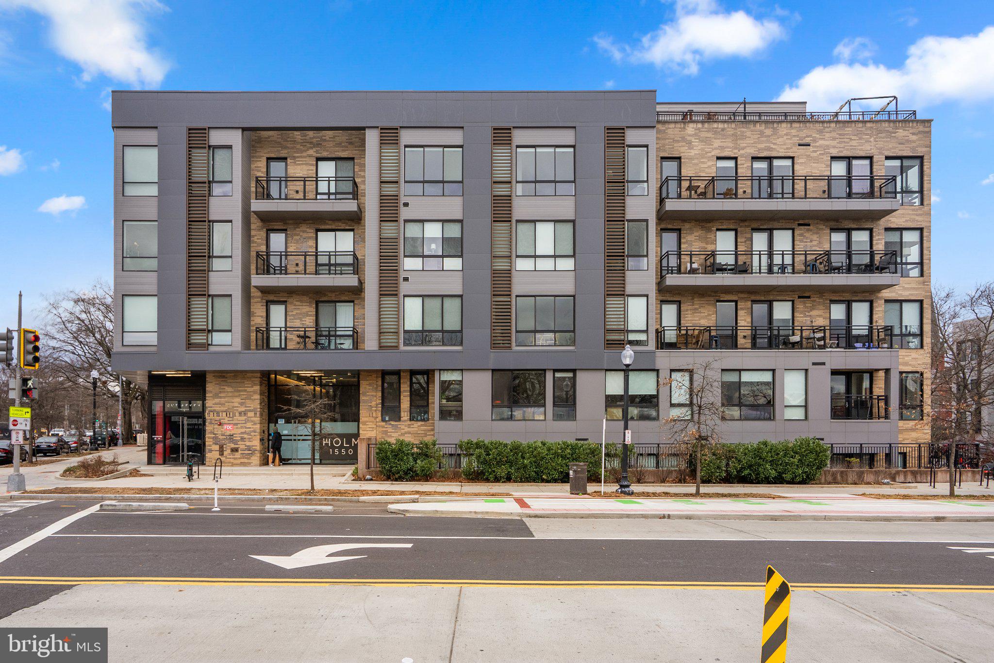 1550 11th St NW #410