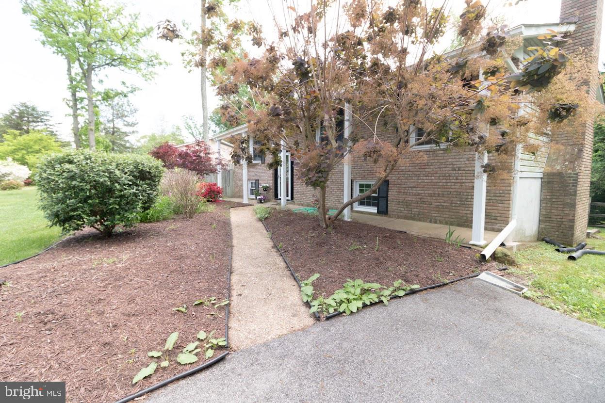 1535 LONG POINT ROAD