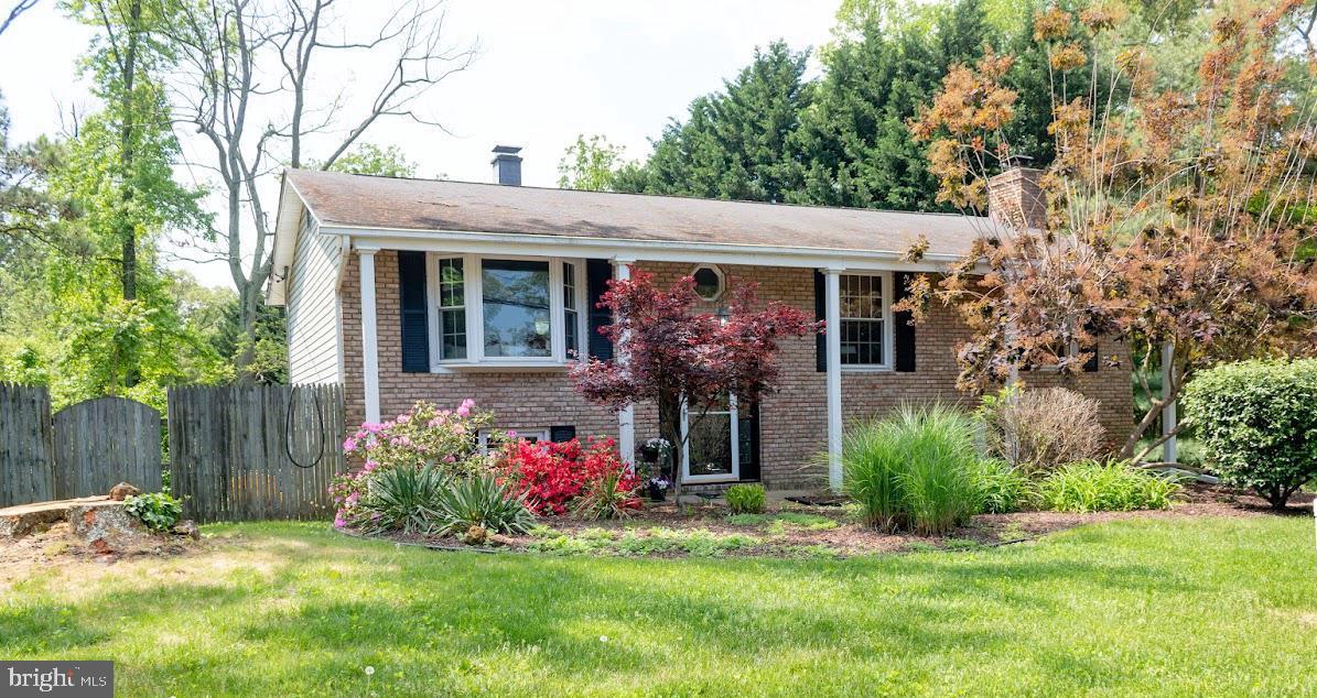 1535 LONG POINT ROAD