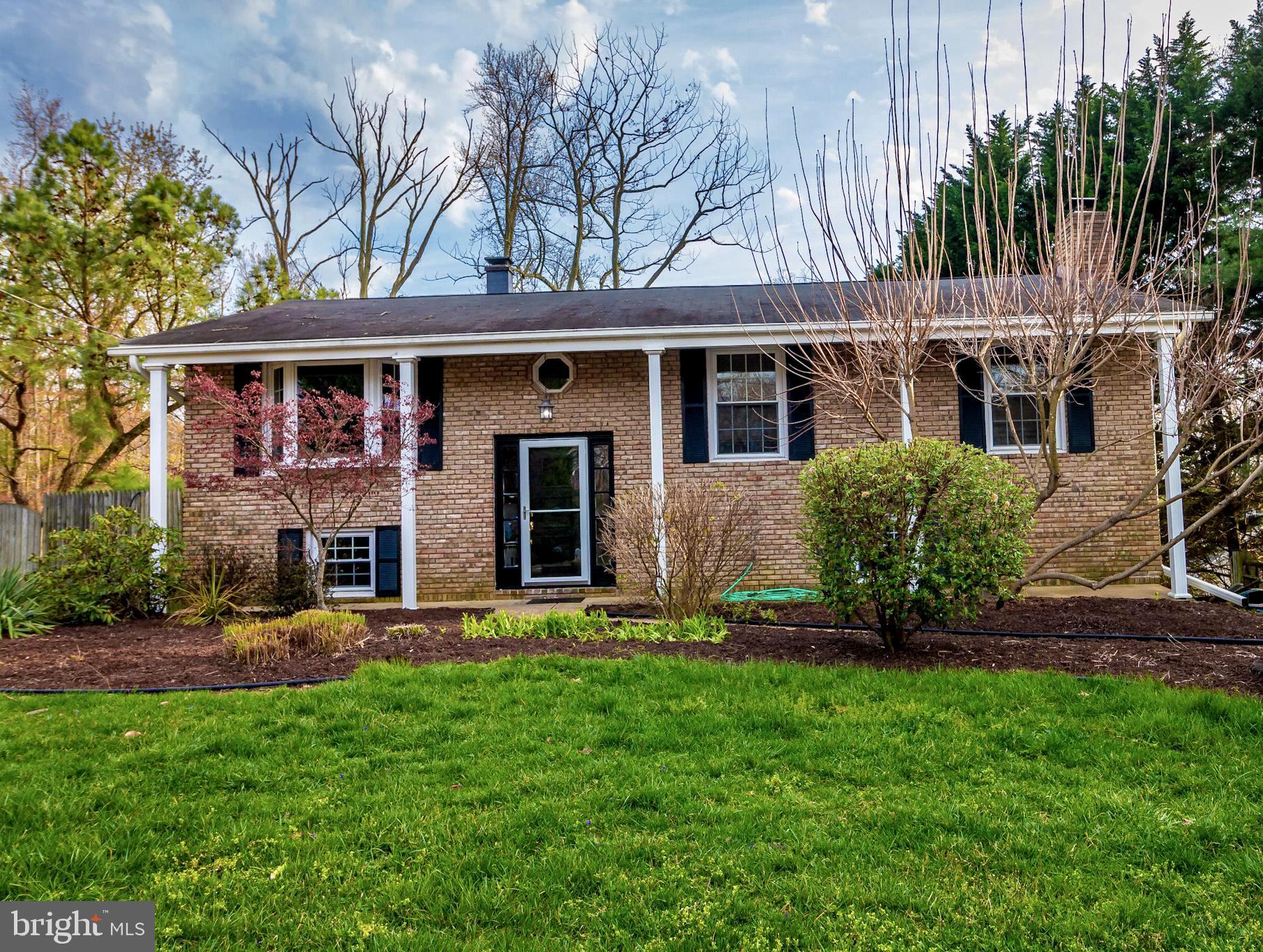 1535 LONG POINT ROAD