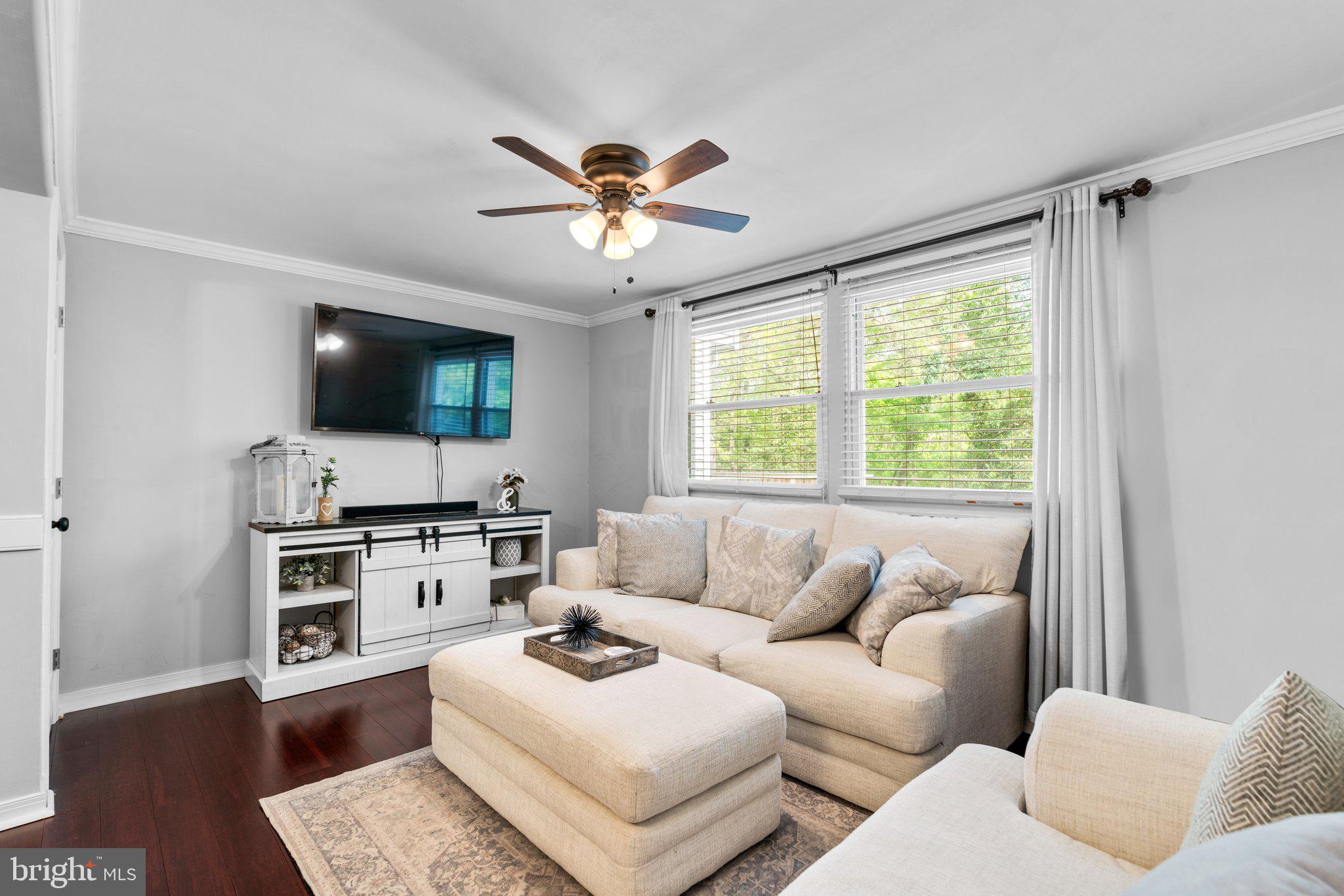 3641 Seaford Ct