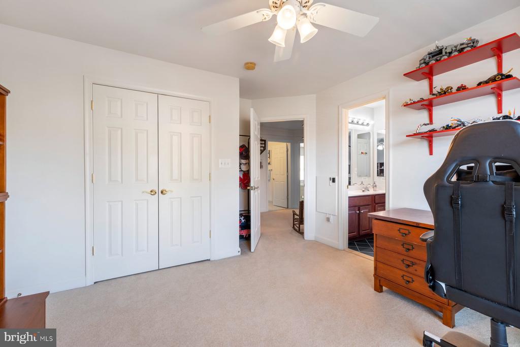 696 RELIANCE DRIVE