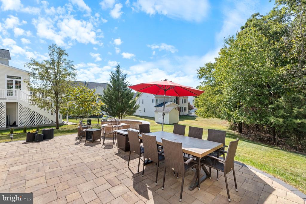 696 RELIANCE DRIVE
