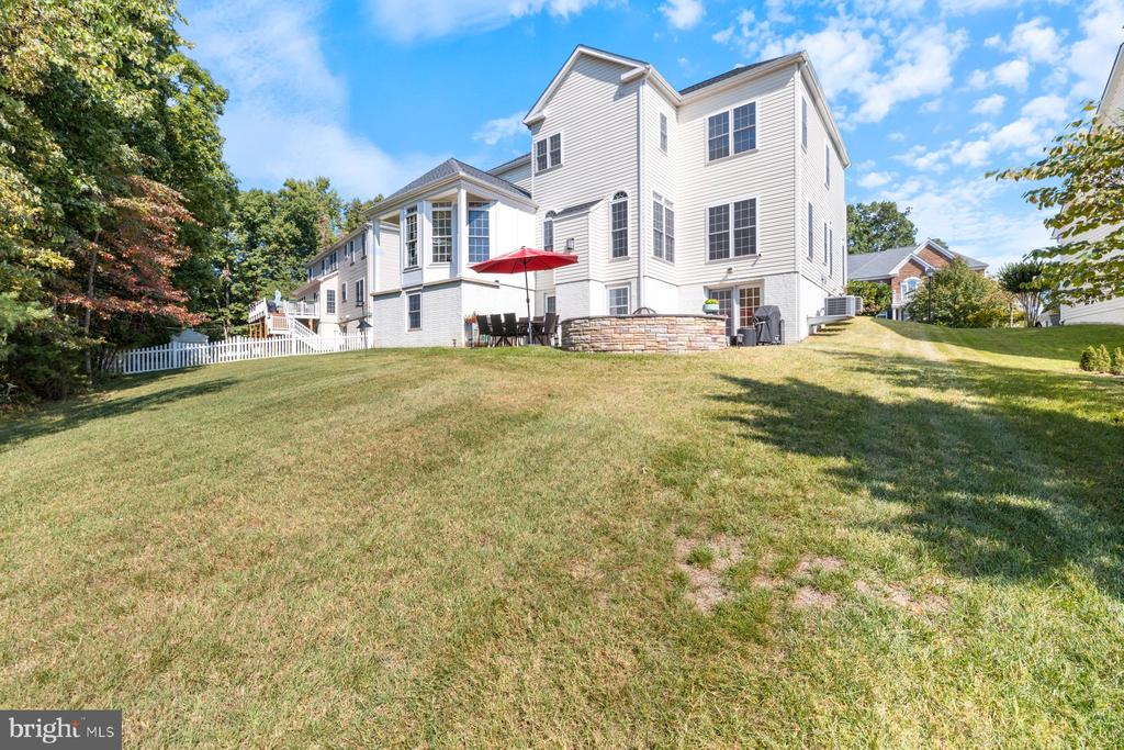 696 RELIANCE DRIVE