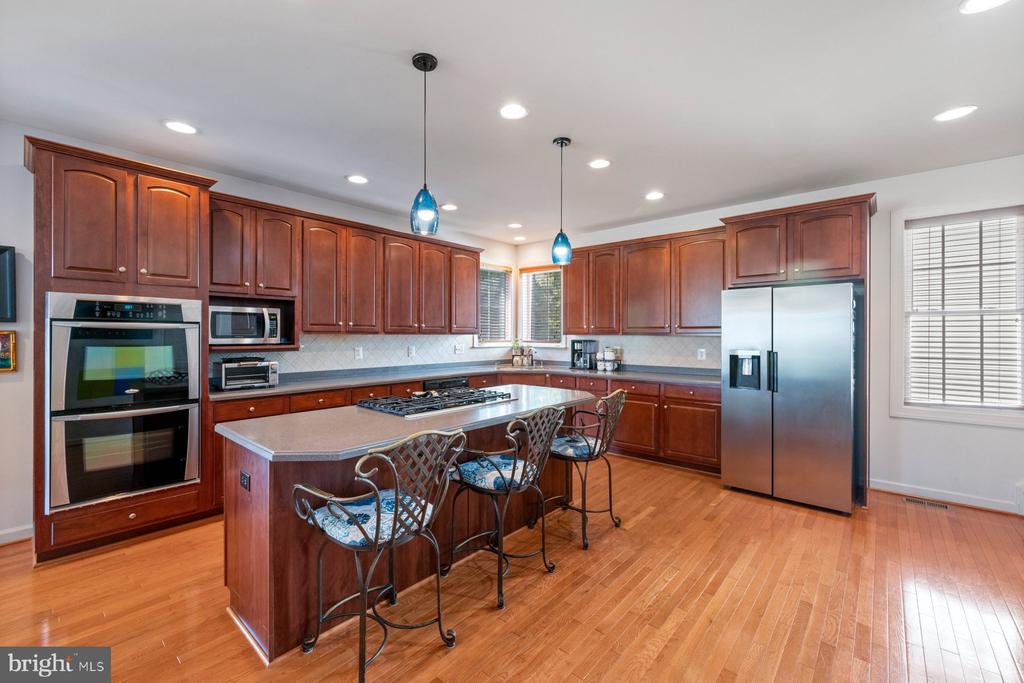 696 RELIANCE DRIVE