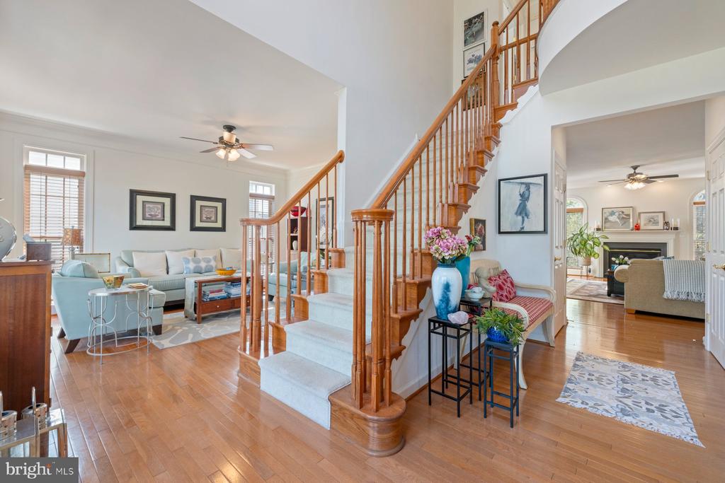 696 RELIANCE DRIVE