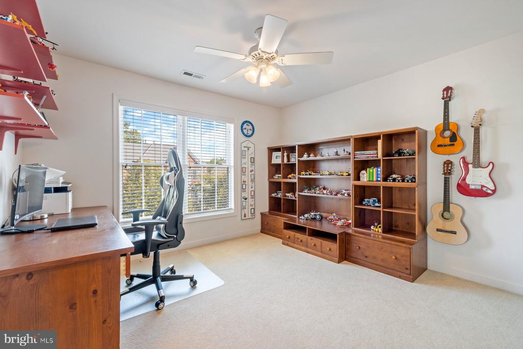 696 RELIANCE DRIVE