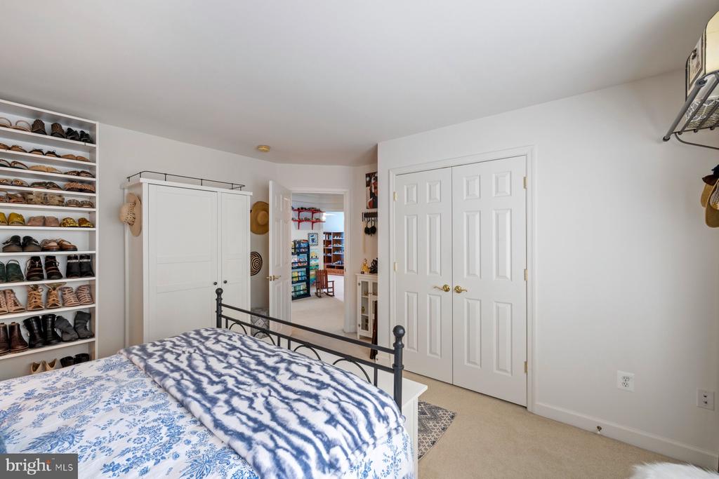 696 RELIANCE DRIVE