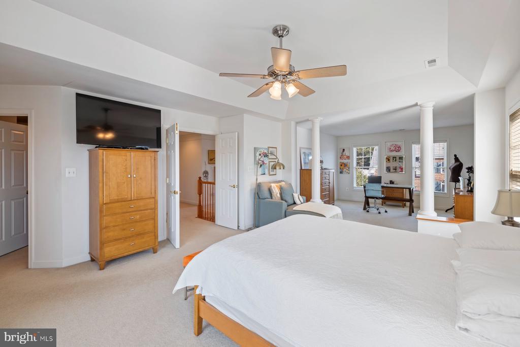 696 RELIANCE DRIVE