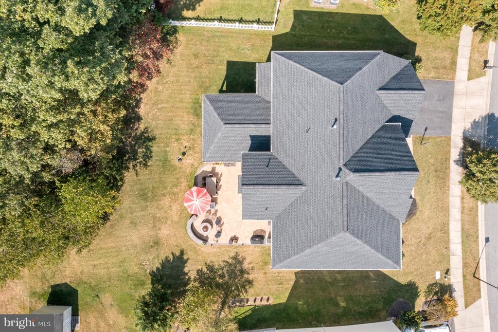 696 RELIANCE DRIVE