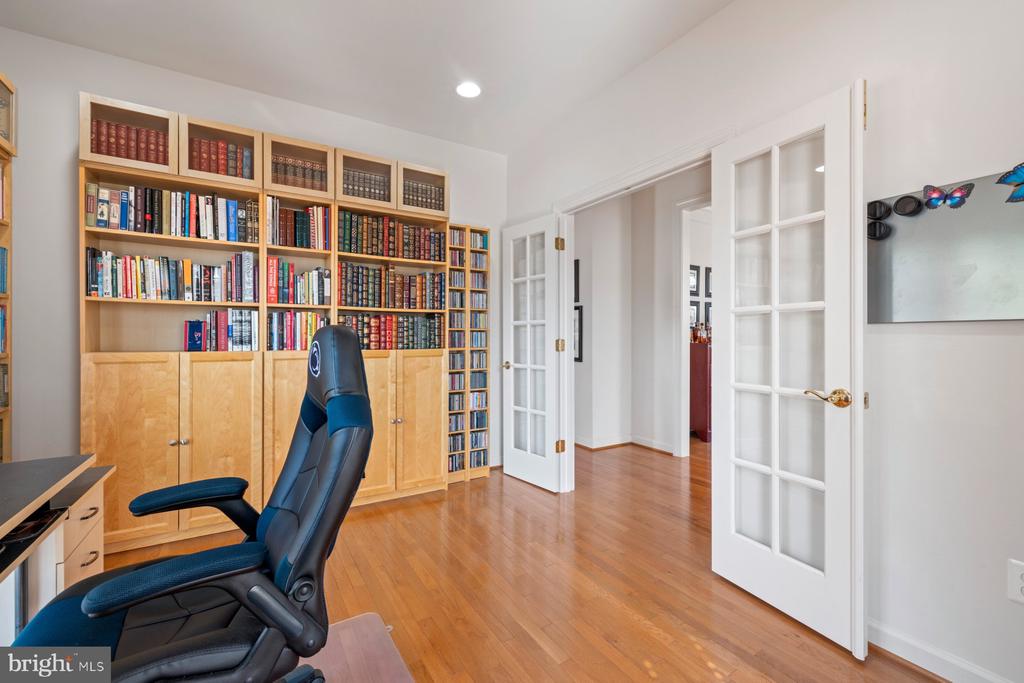 696 RELIANCE DRIVE