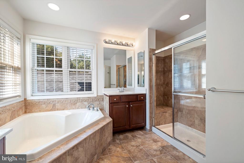 696 RELIANCE DRIVE