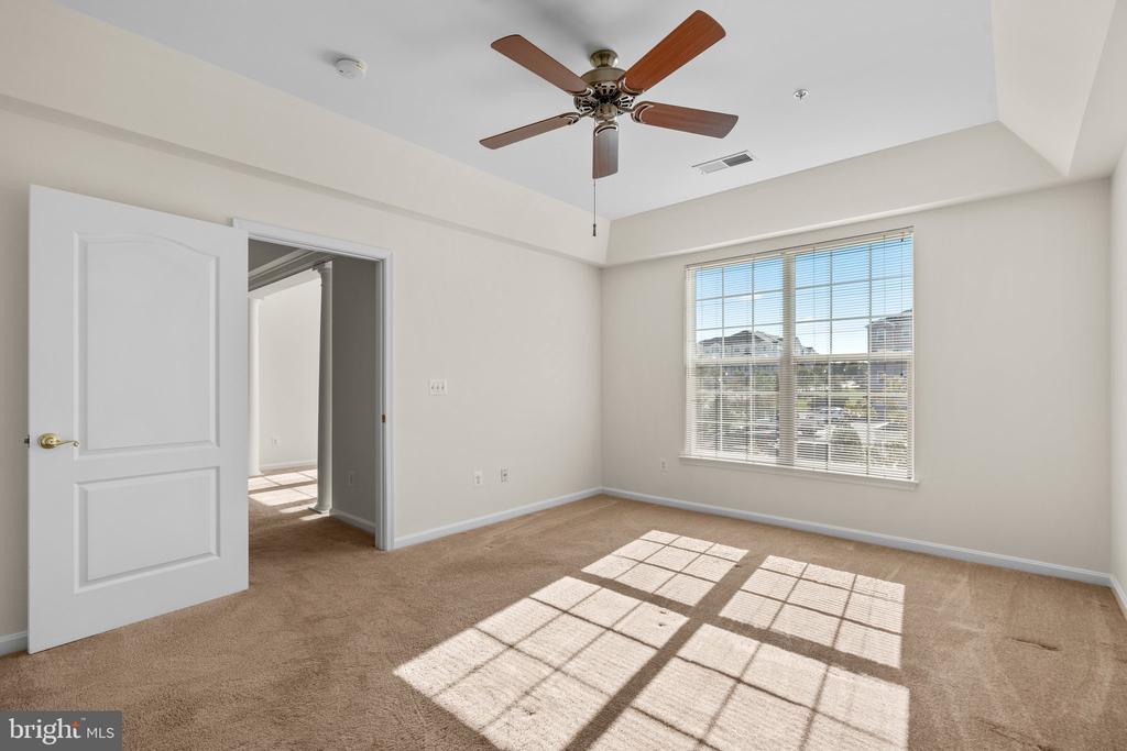 8601 Roaming Ridge Way #303