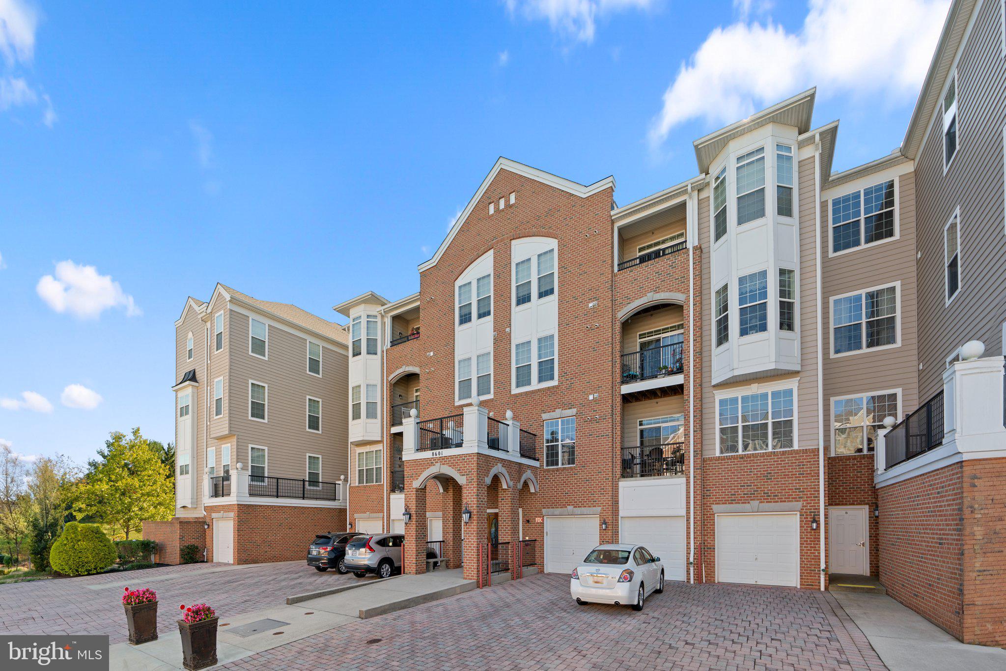8601 Roaming Ridge Way #303