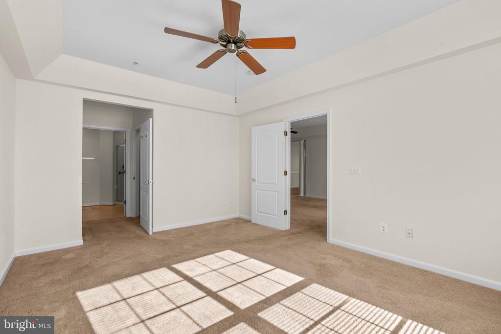 8601 Roaming Ridge Way #303