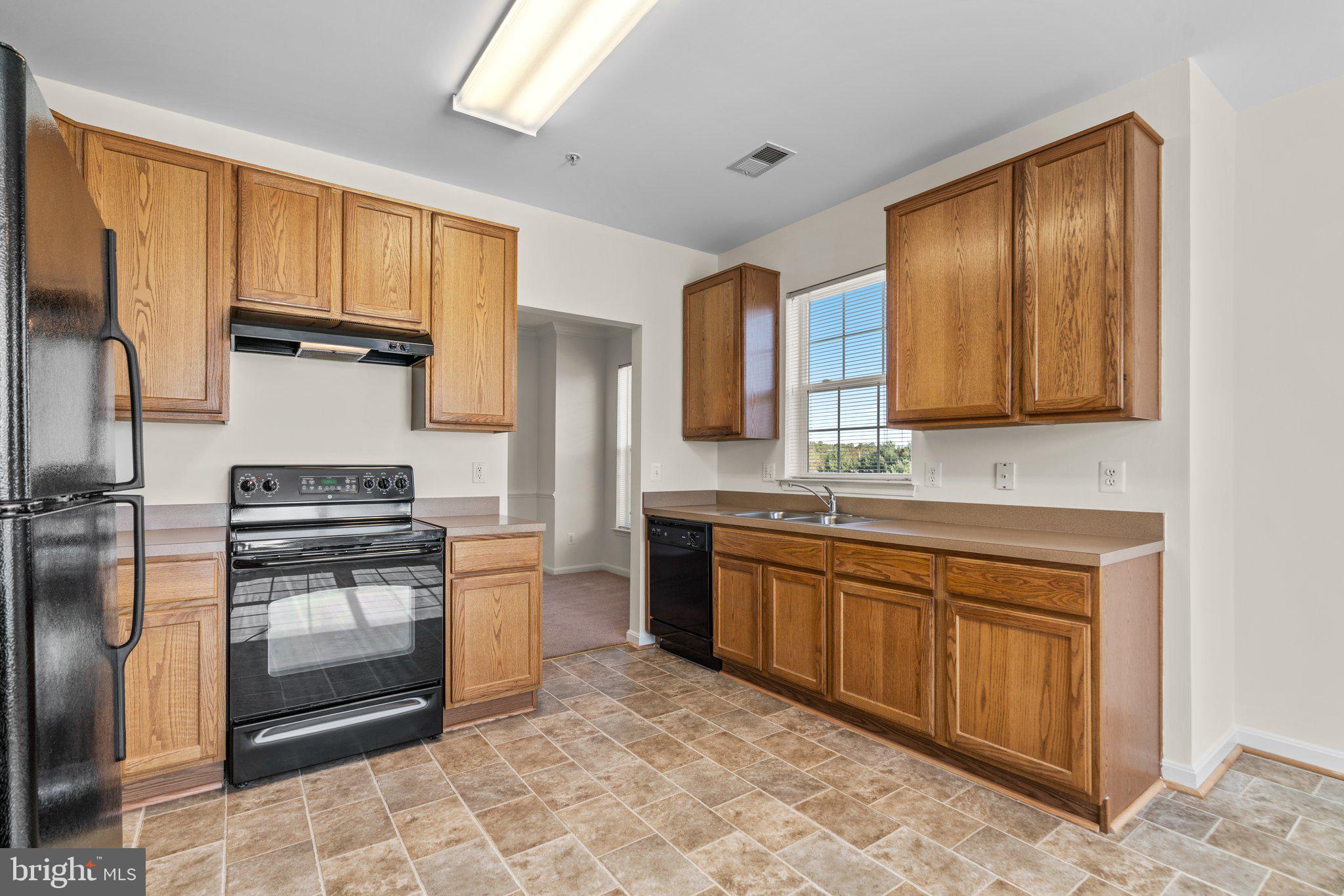 8601 Roaming Ridge Way #303