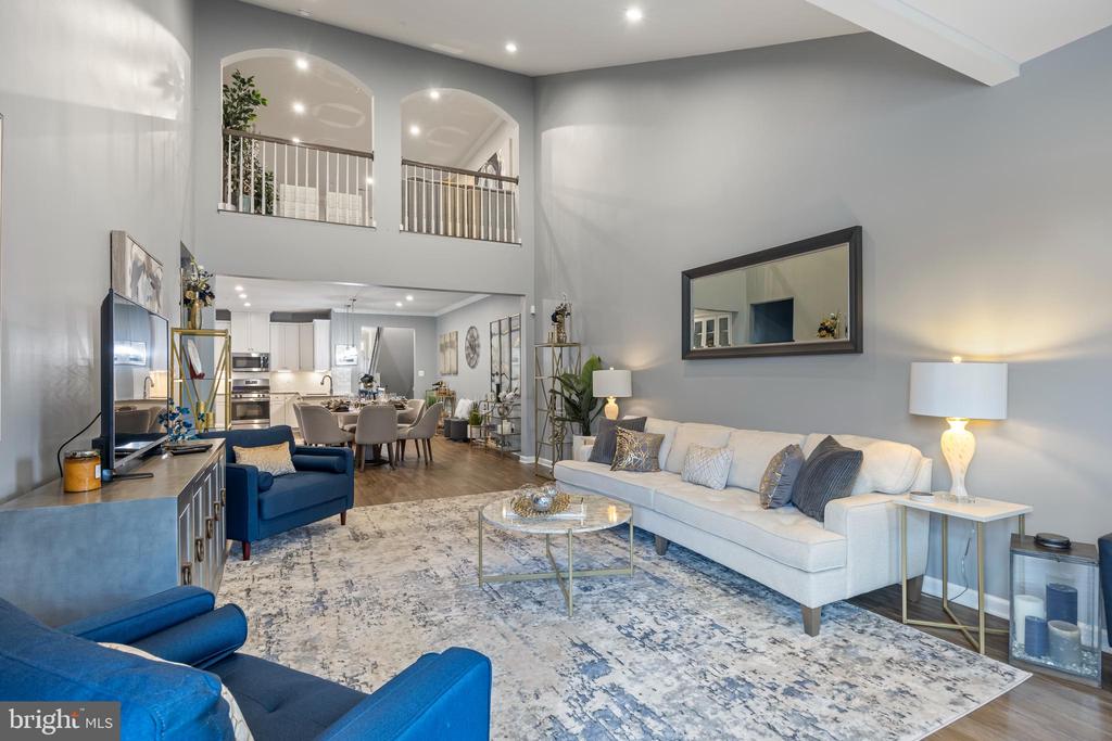 7720 PESTLE LANE