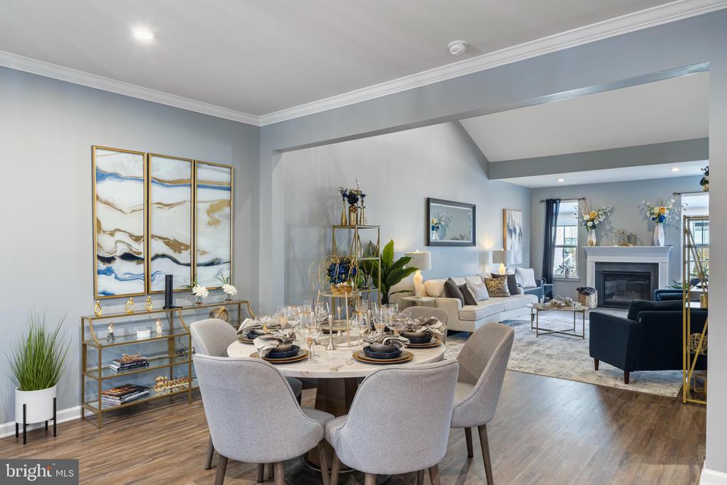 7720 PESTLE LANE