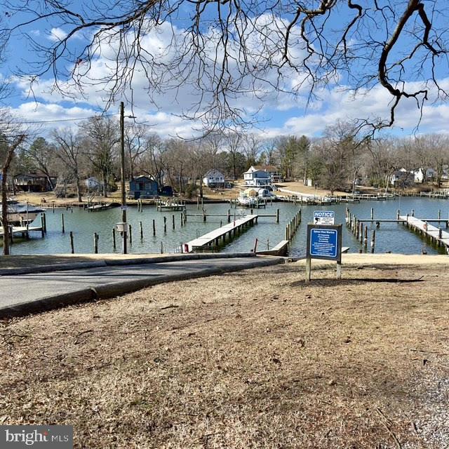 547 A & B Grays Creek Rd