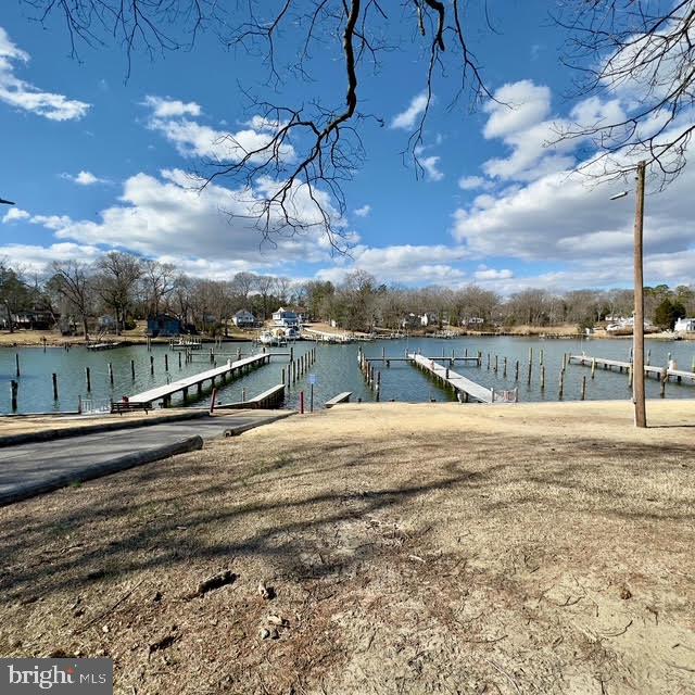 547 A & B Grays Creek Rd