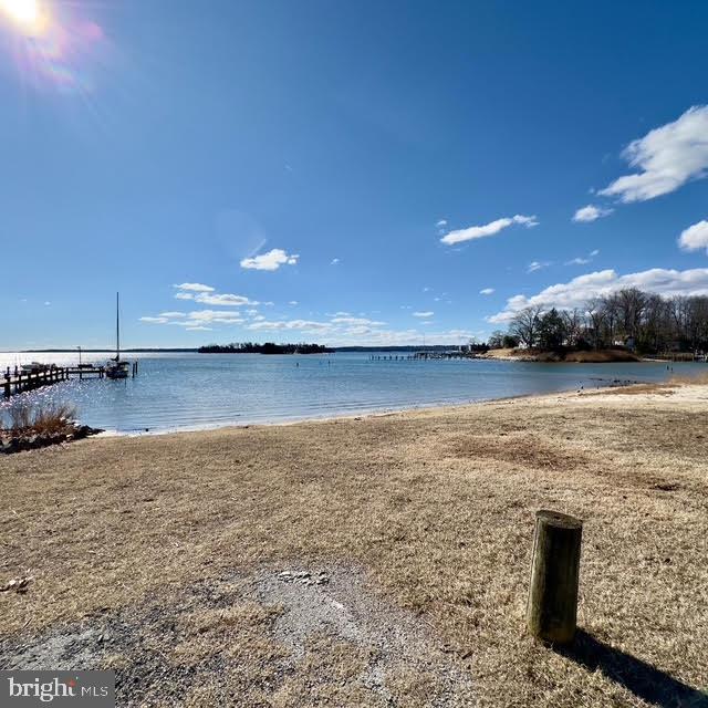 547 A & B Grays Creek Rd