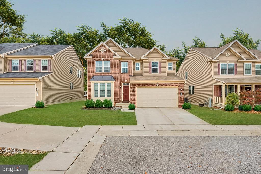 920 SAINT MARTINS LOOP