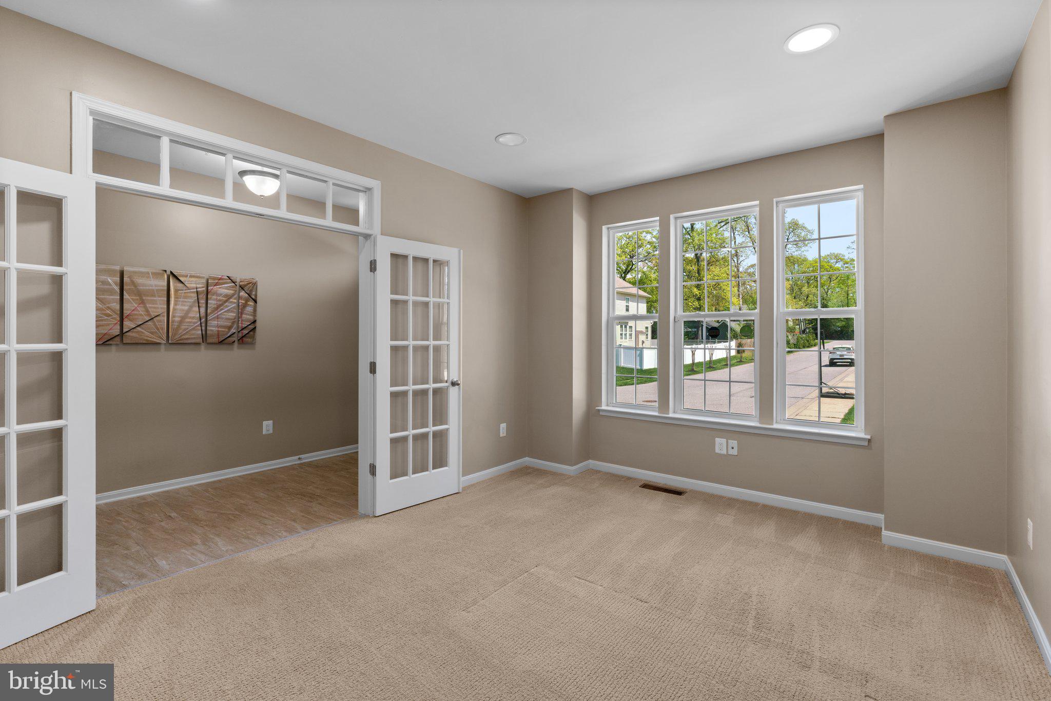 920 SAINT MARTINS LOOP