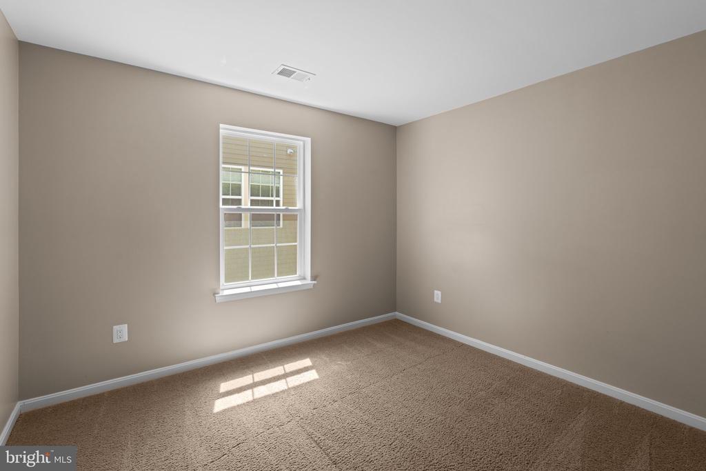920 SAINT MARTINS LOOP