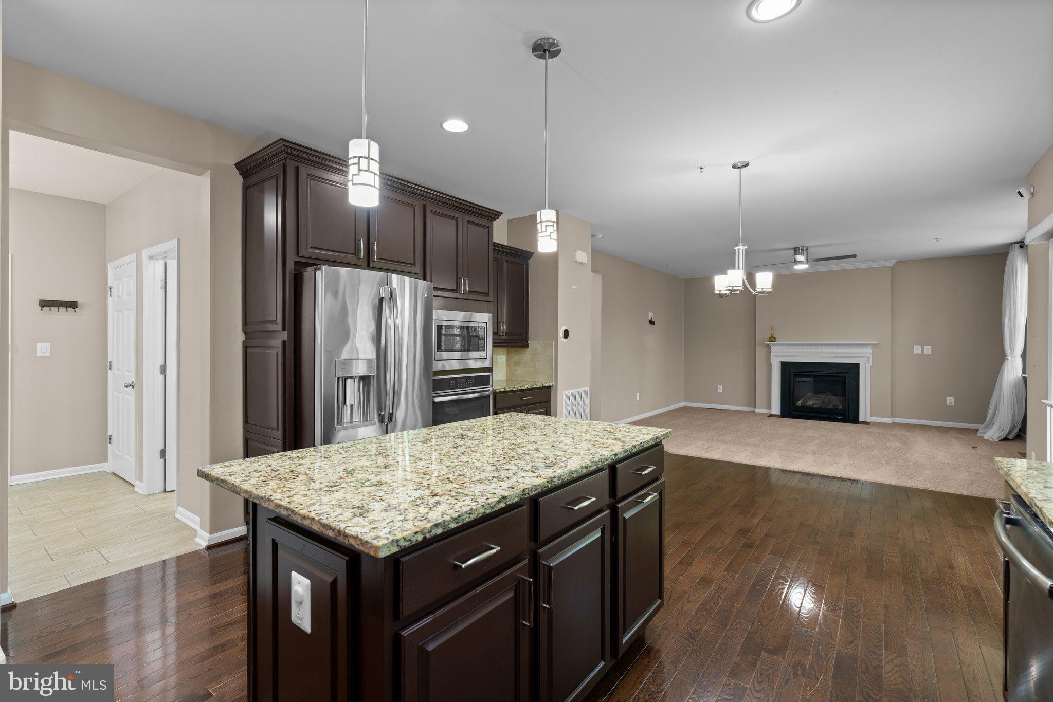 920 SAINT MARTINS LOOP