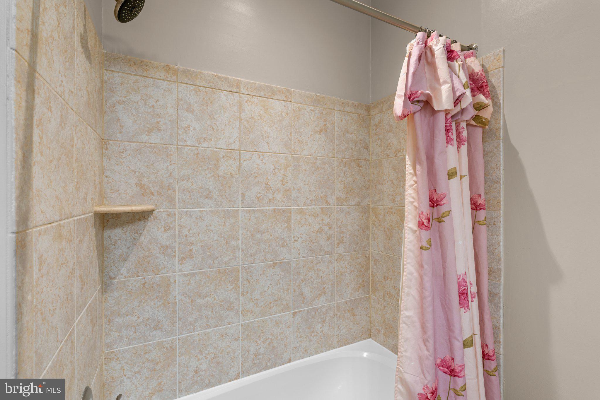 920 SAINT MARTINS LOOP