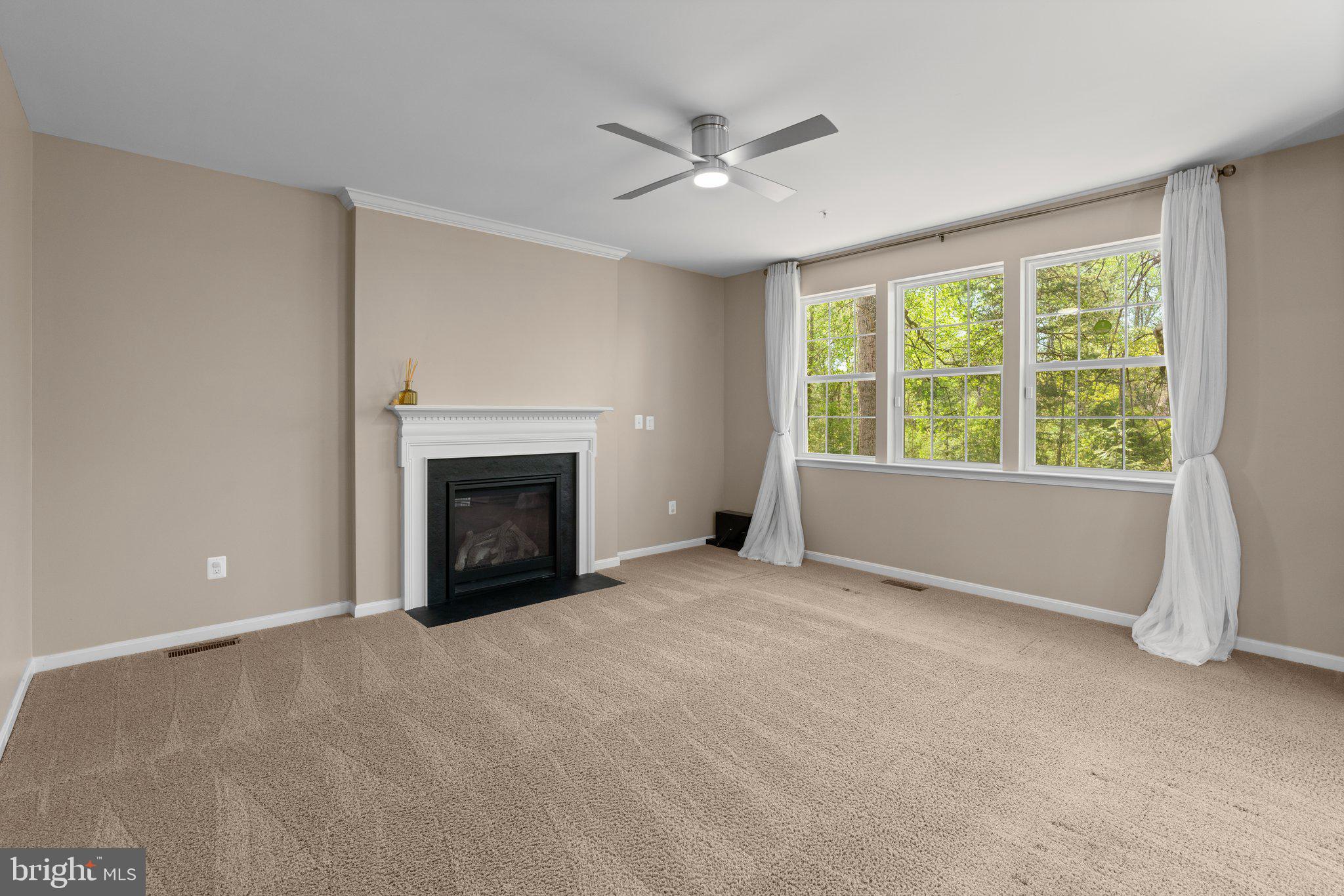 920 SAINT MARTINS LOOP