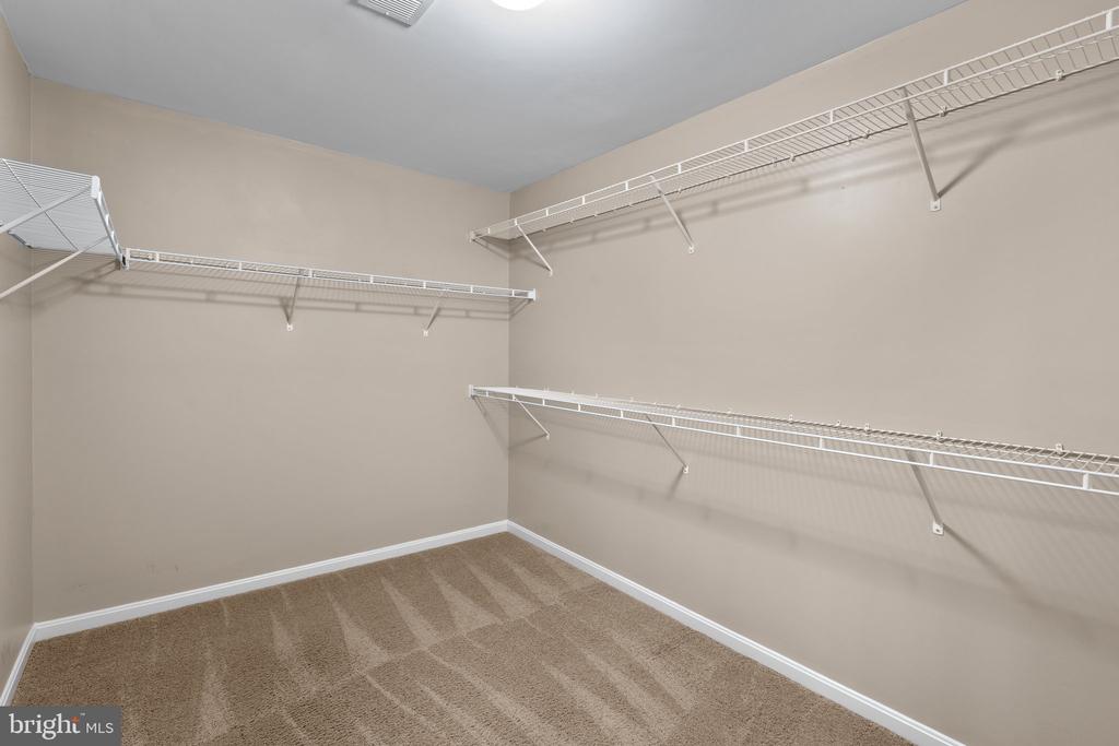 920 SAINT MARTINS LOOP