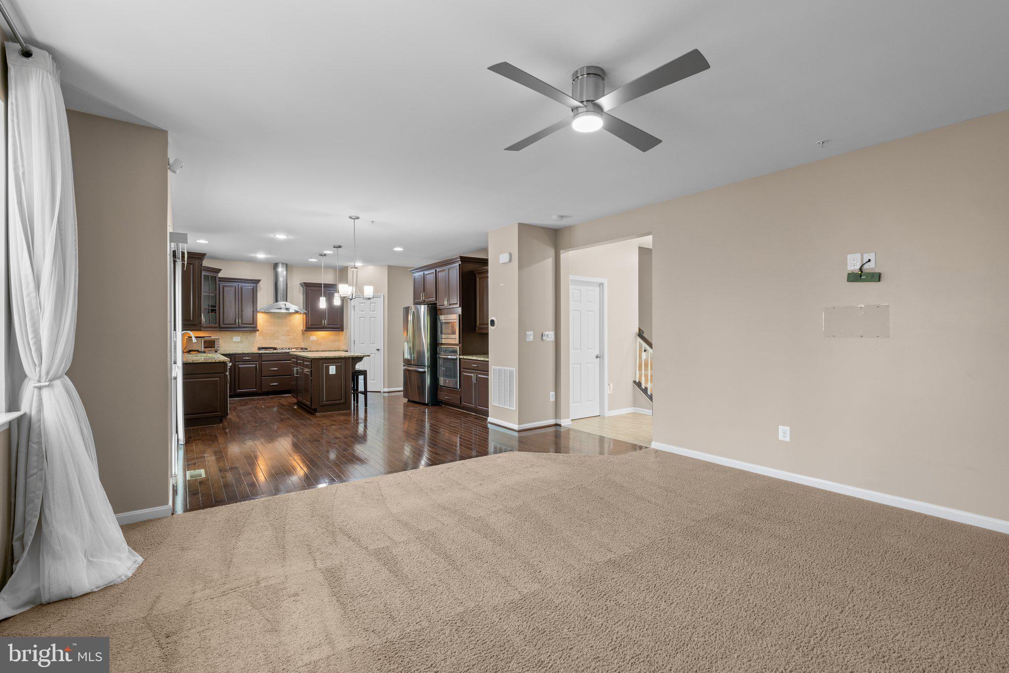 920 SAINT MARTINS LOOP