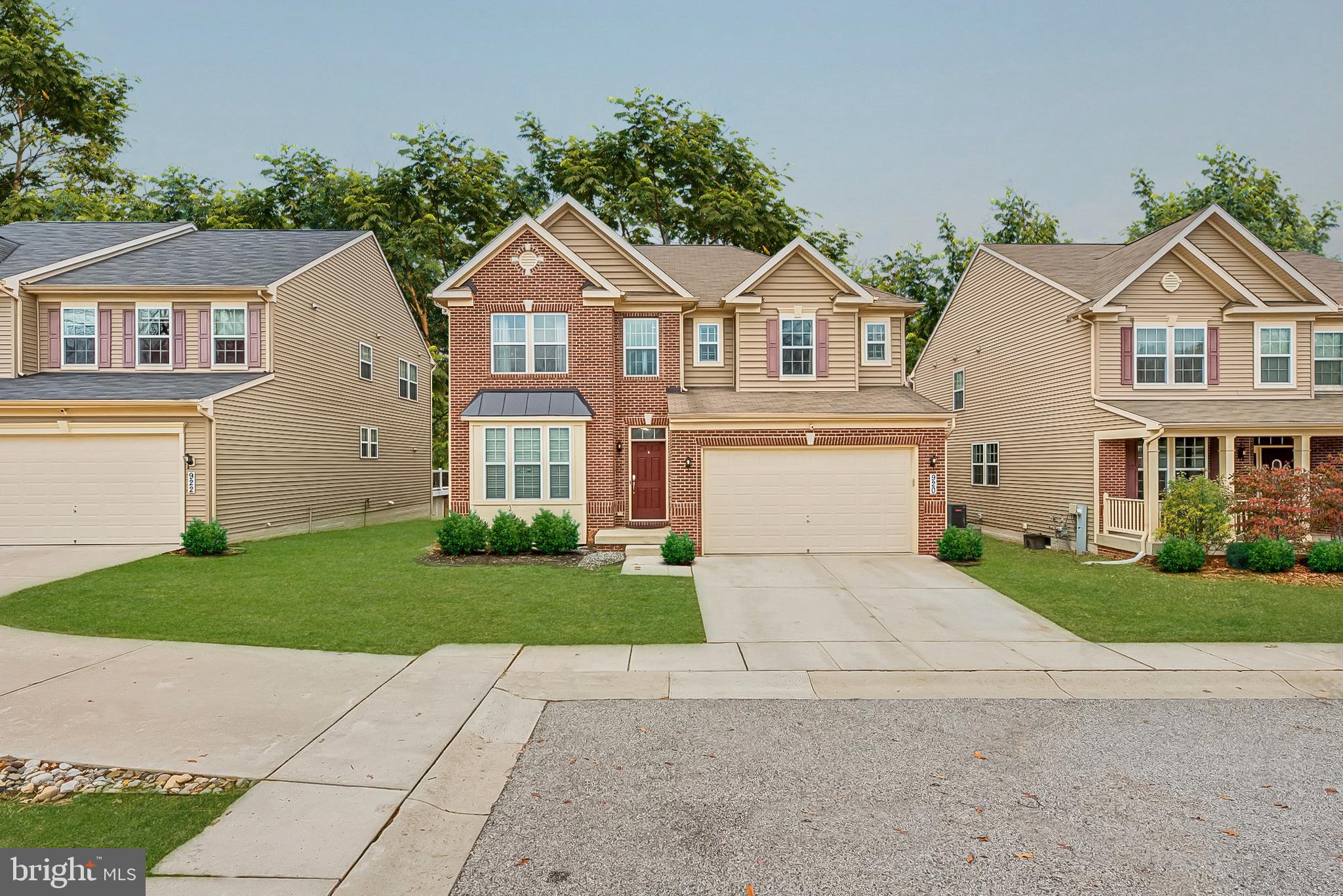 920 SAINT MARTINS LOOP