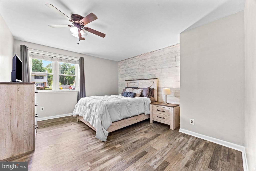 1616 COLONY ROAD